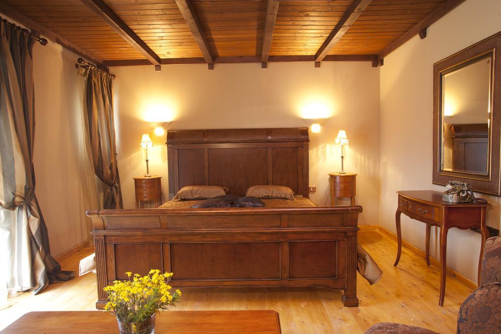Refanidis Natural Luxury Hotel Áno Poróïa Szoba fotó